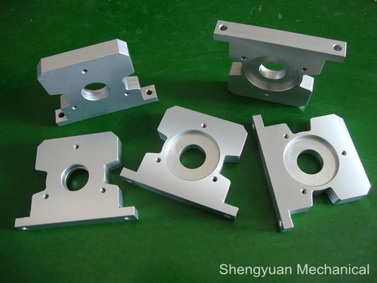 China AL6061 claros anodizam o Resolver fazendo à máquina do metal do suporte da precisão do CNC fornecedor