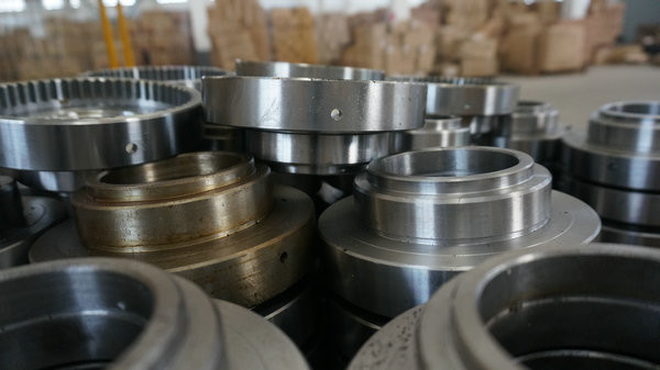 Peças fazendo à máquina do CNC do anel não padronizado da flange do RUÍDO 35CrNiMo dos CB para a maquinaria a pouca distância do mar